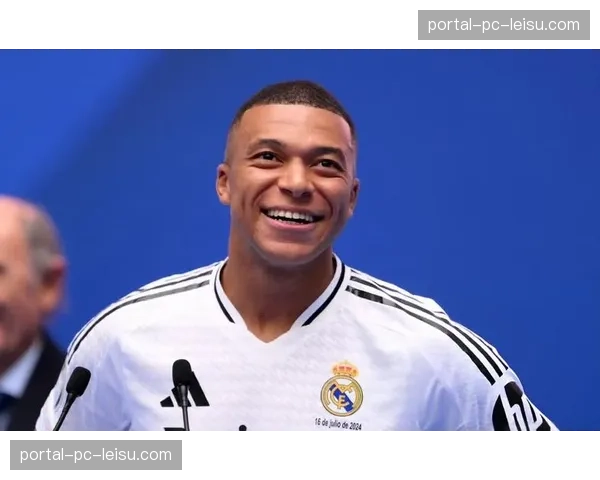 姆巴佩首次深度谈及加盟皇马，称其为-上帝的礼物-